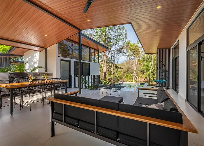 Villa Luxury Pool Near Conchal & Hidden Beaches