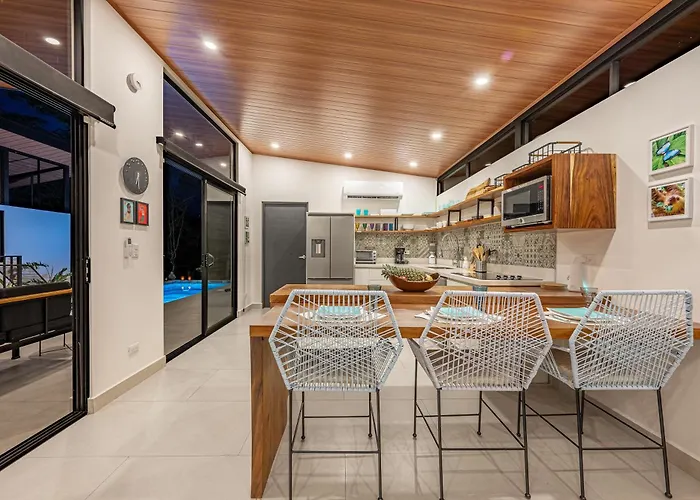 Luxury Pool Near Conchal & Hidden Beaches Villa *